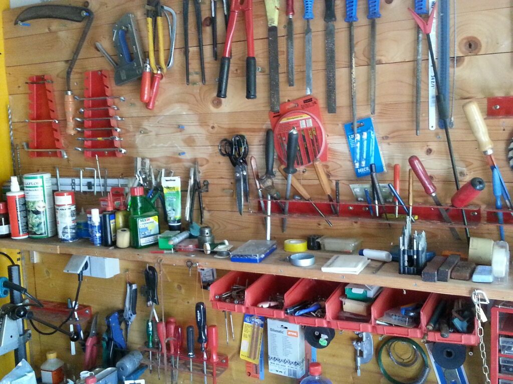 Jak urządzić garaż i zmienić go w mały warsztat? 3